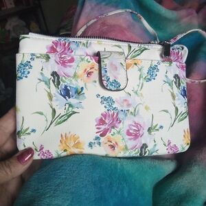 💐FLORAL RFID BLOCKING CROSSBODY WALLET 💐